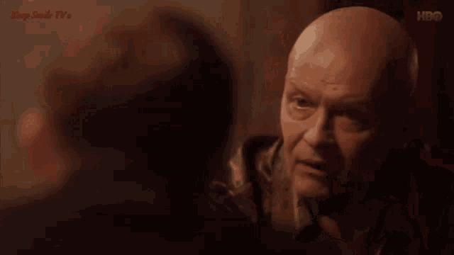 dario-ślepnąc.gif
